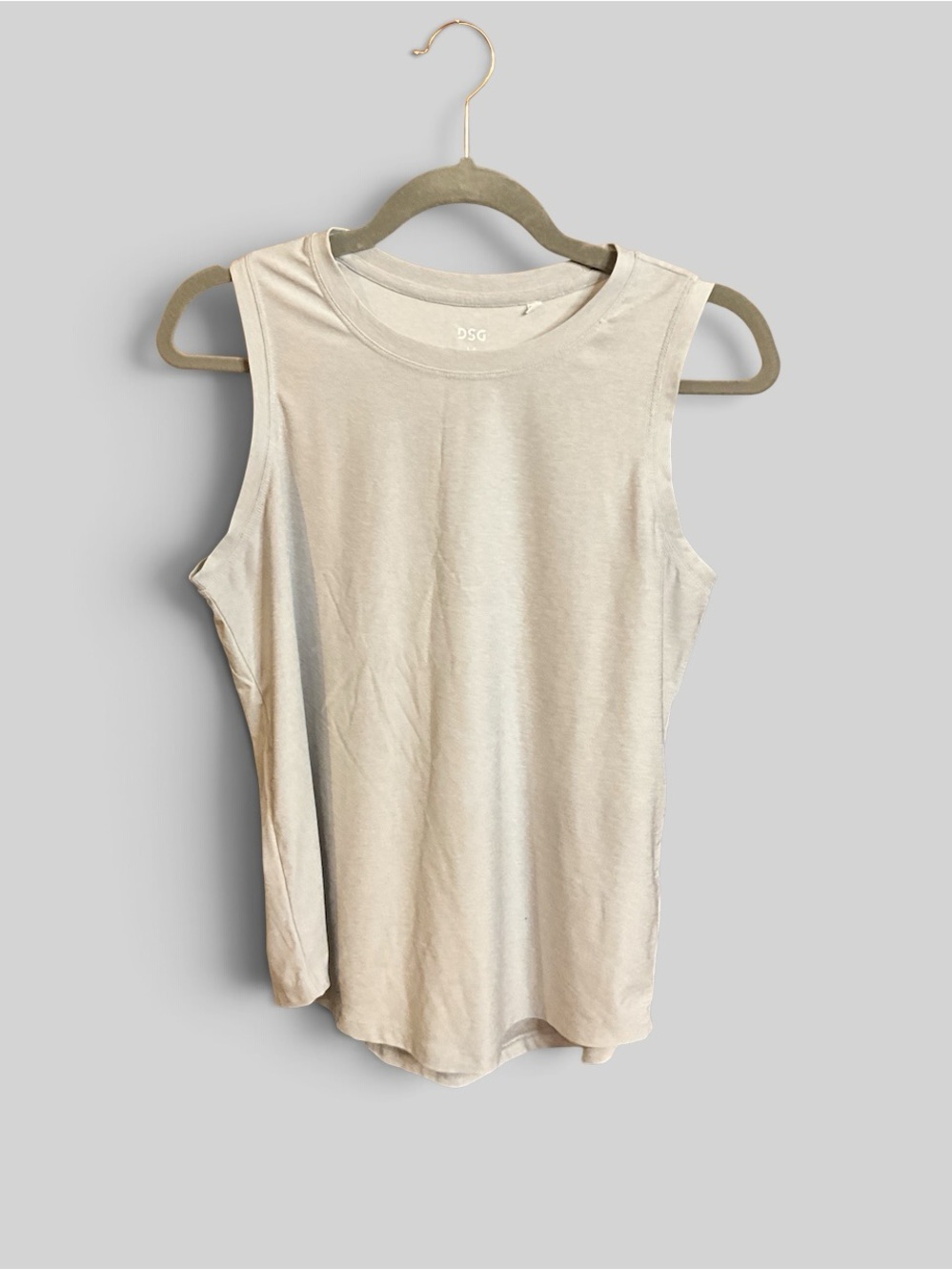 DSG Women's Sleeveless Tank Top, size M